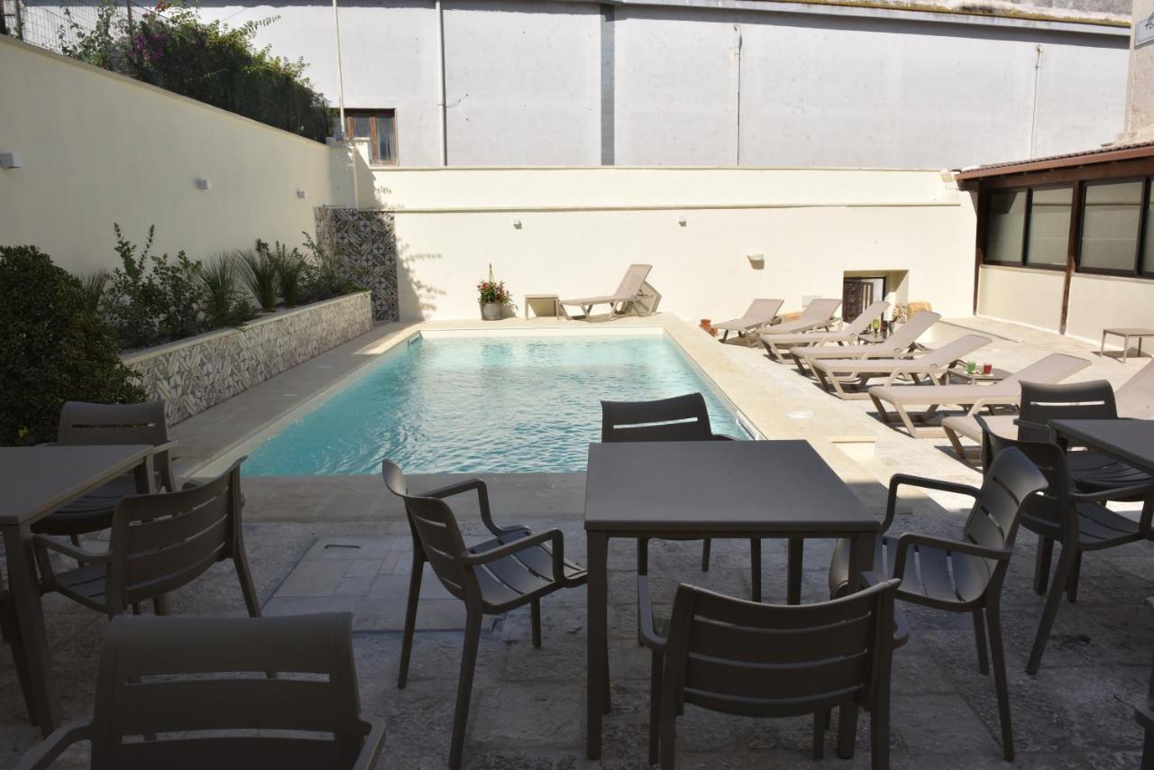 Tobacco Suite Mesagne Exterior foto
